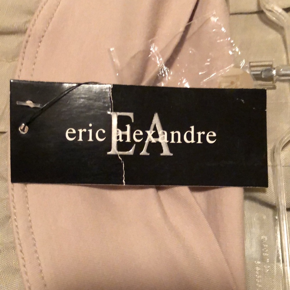 Eric Alexandre Outfit - Picture 7 of 8